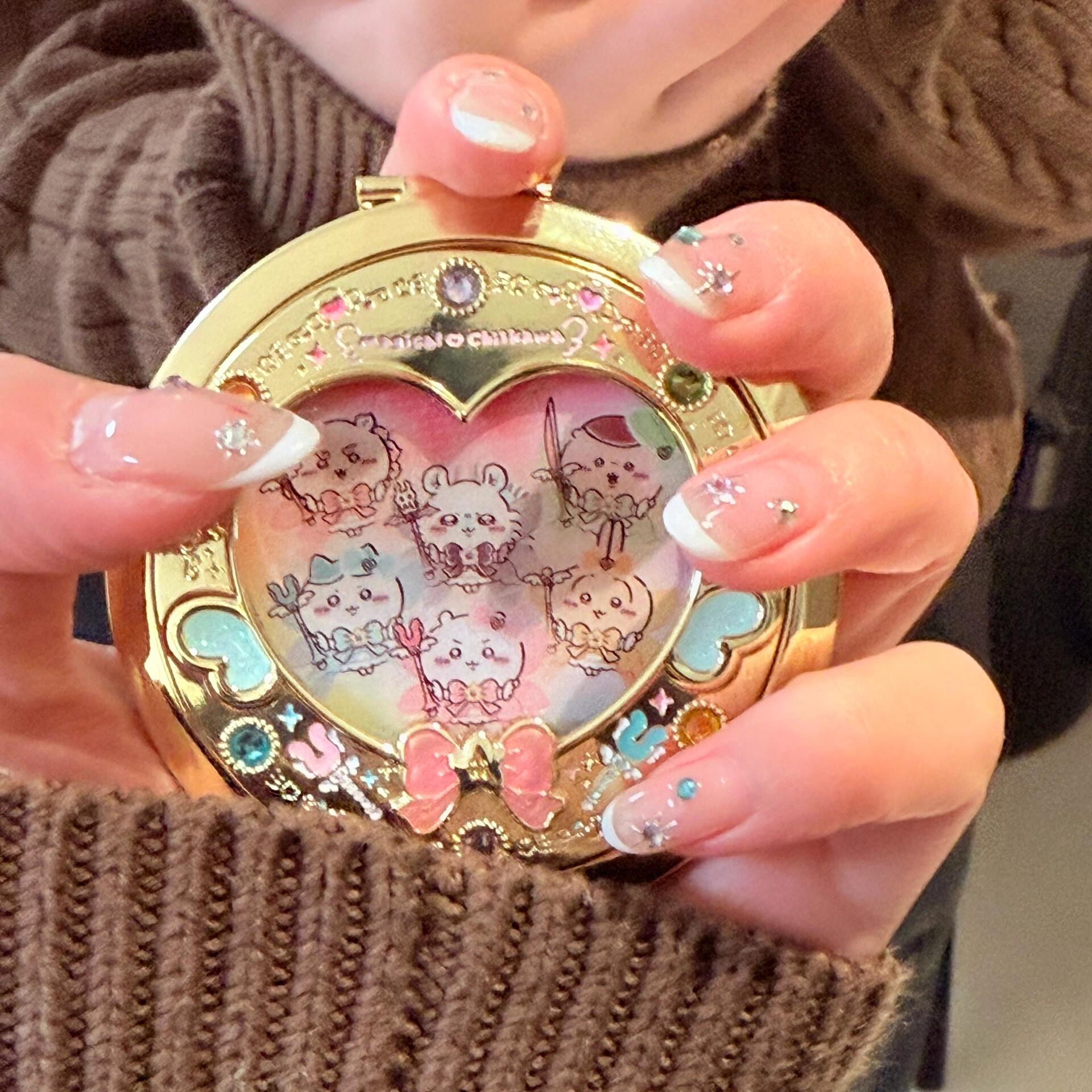 Beauty Makeup Girl - Chikawas Magic Girl Mirror Heart Shaped