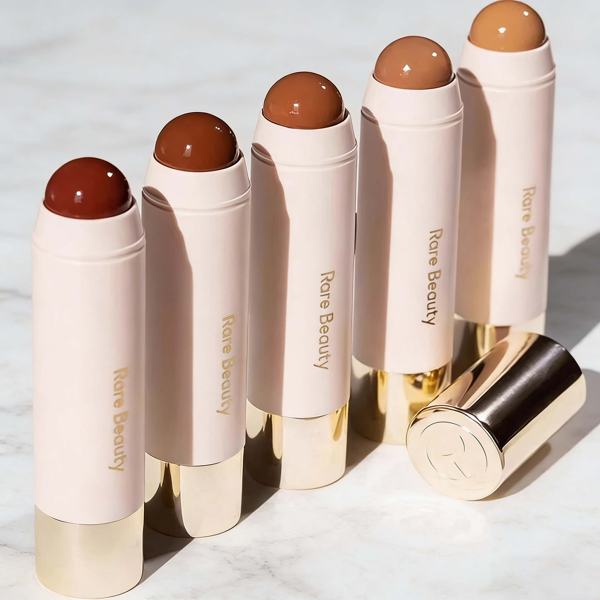 Rare Beauty Fixer Powder Compa - Beauty Makeup Fixer のレビューと価格