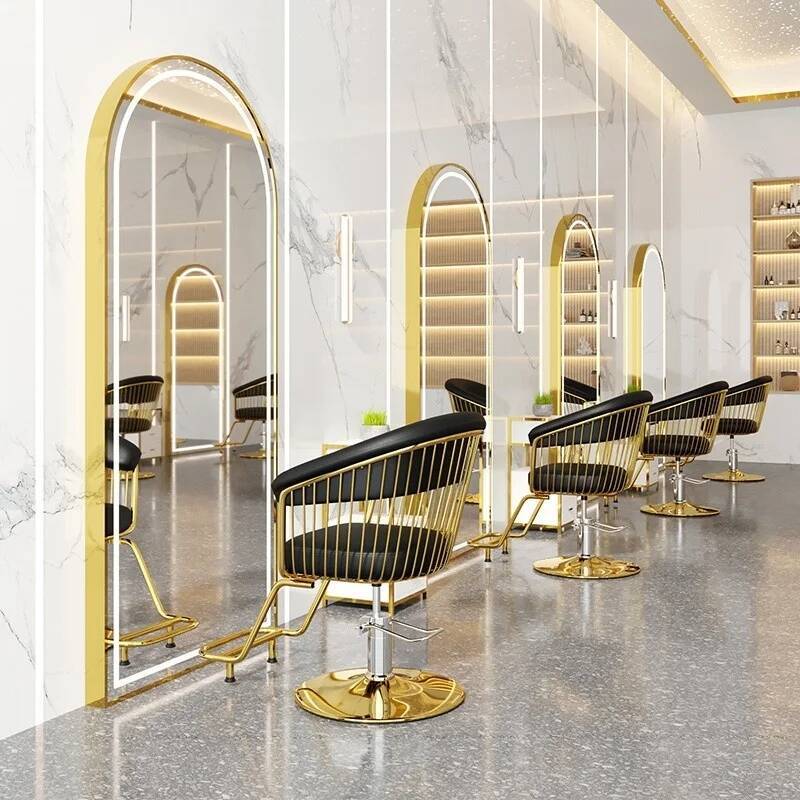 Makeup Pedicure Beauty Salon C - Makeup Beauty Lounge のレビューと価格